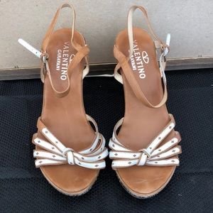 Valentino Gravani sandals